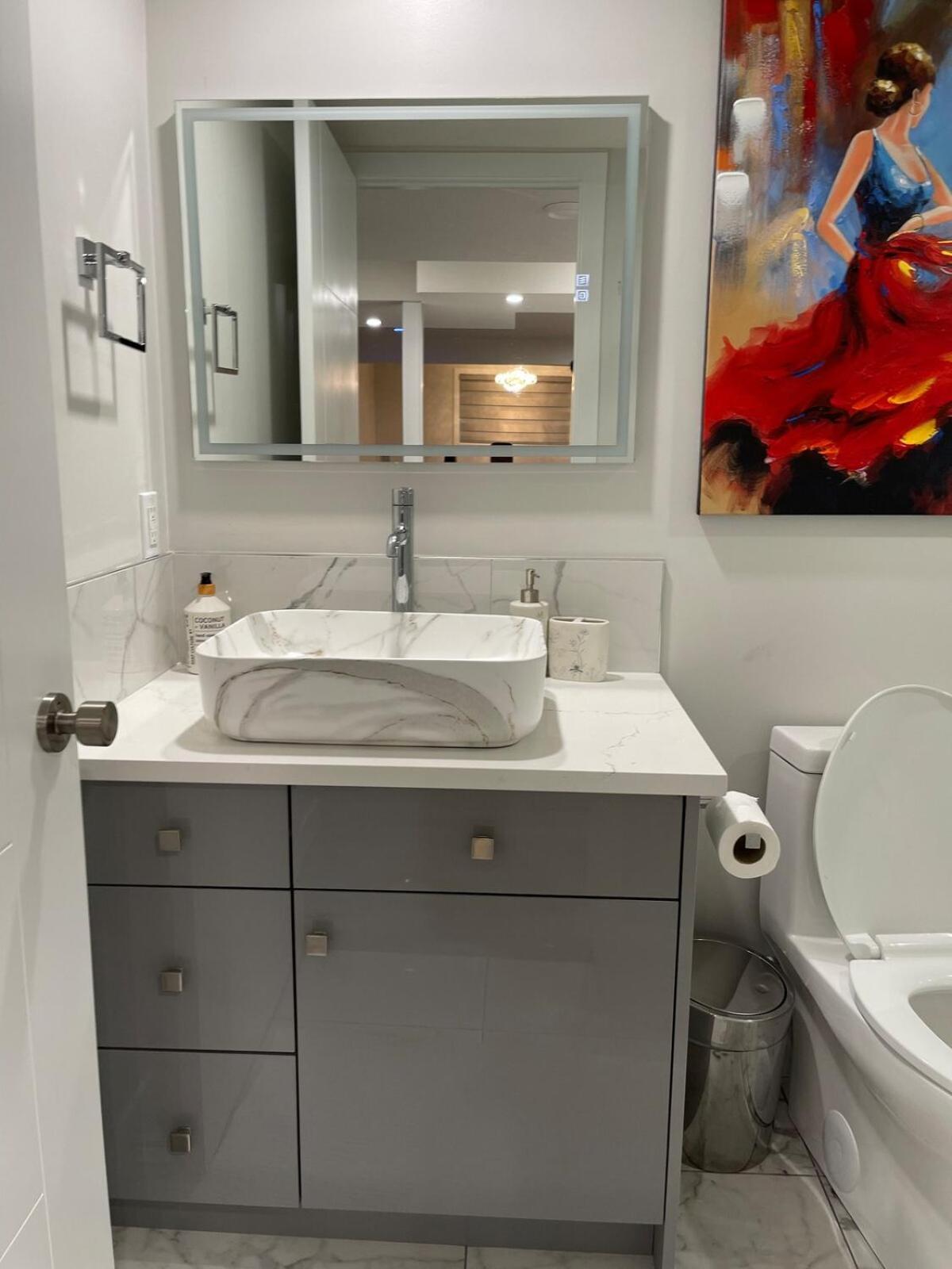 Apartment Hansbnb Near Airport